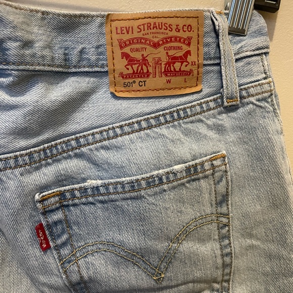 low rise levi jeans :) - Picture 3 of 3